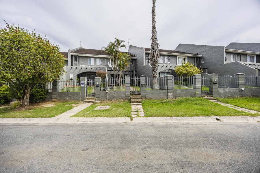 3 Bedroom Property for Sale in Beacon Bay Eastern Cape